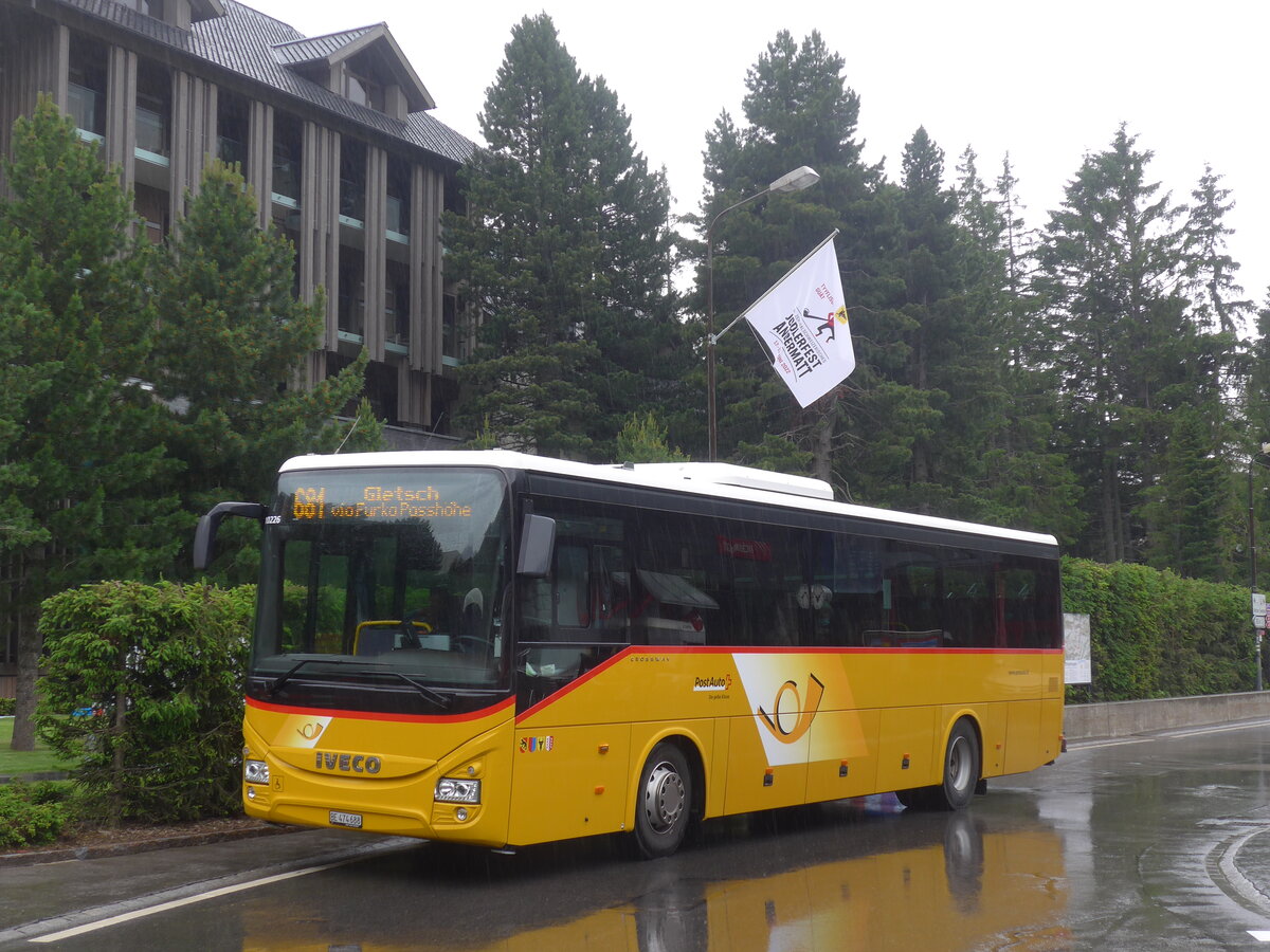 (226'135) - PostAuto Bern - BE 474'688 - Iveco am 3. Juli 2021 beim Bahnhof Andermatt