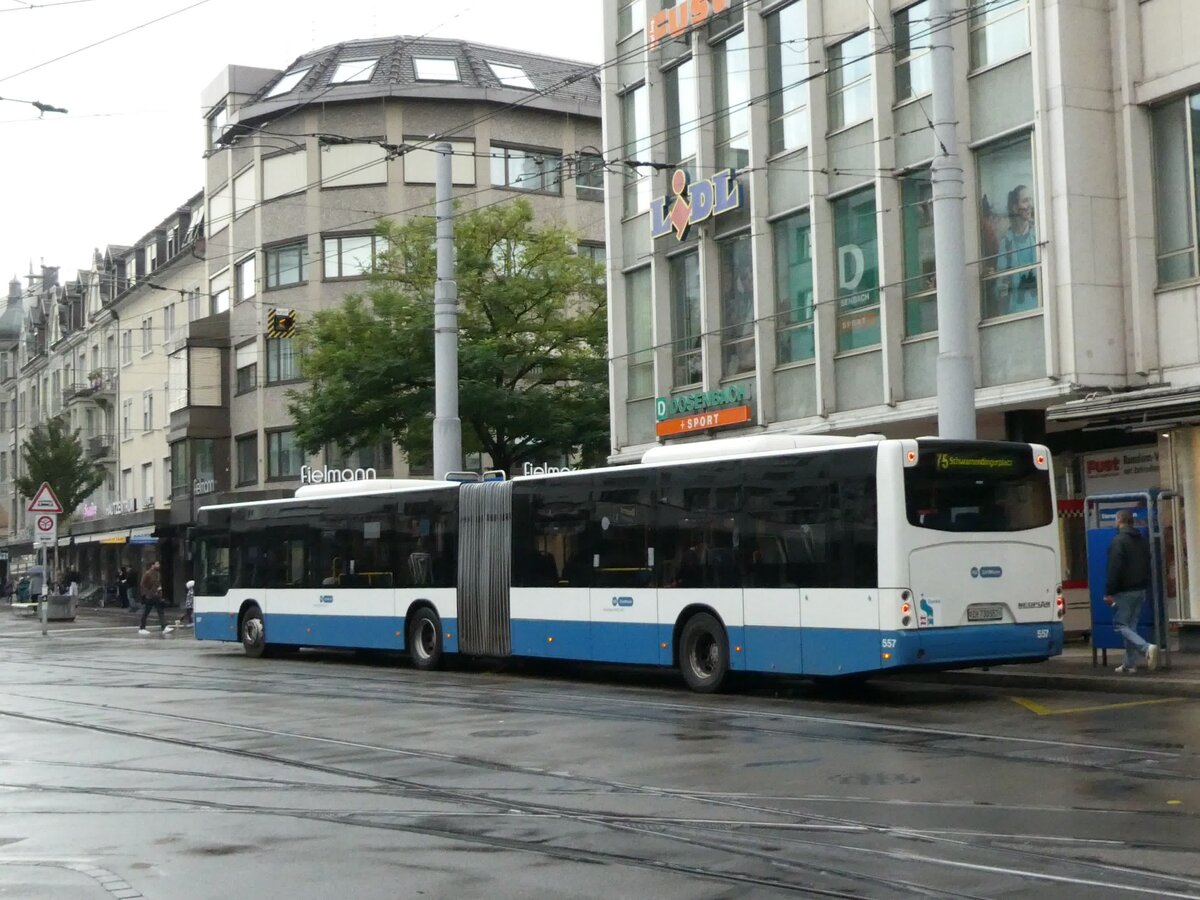 (228'351) - VBZ Zrich - Nr. 557/ZH 730'557 - Neoplan am 26. September 2021 beim Bahnhof Zrich-Oerlikon