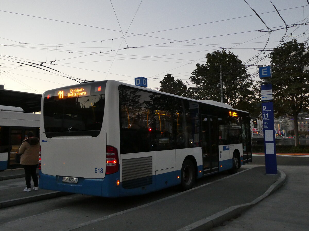(229'218) - VBL Luzern - Nr. 618/LU 57'557 - Mercedes (ex Steiner, Messen) am 14. Oktober 2021 beim Bahnhof Luzern