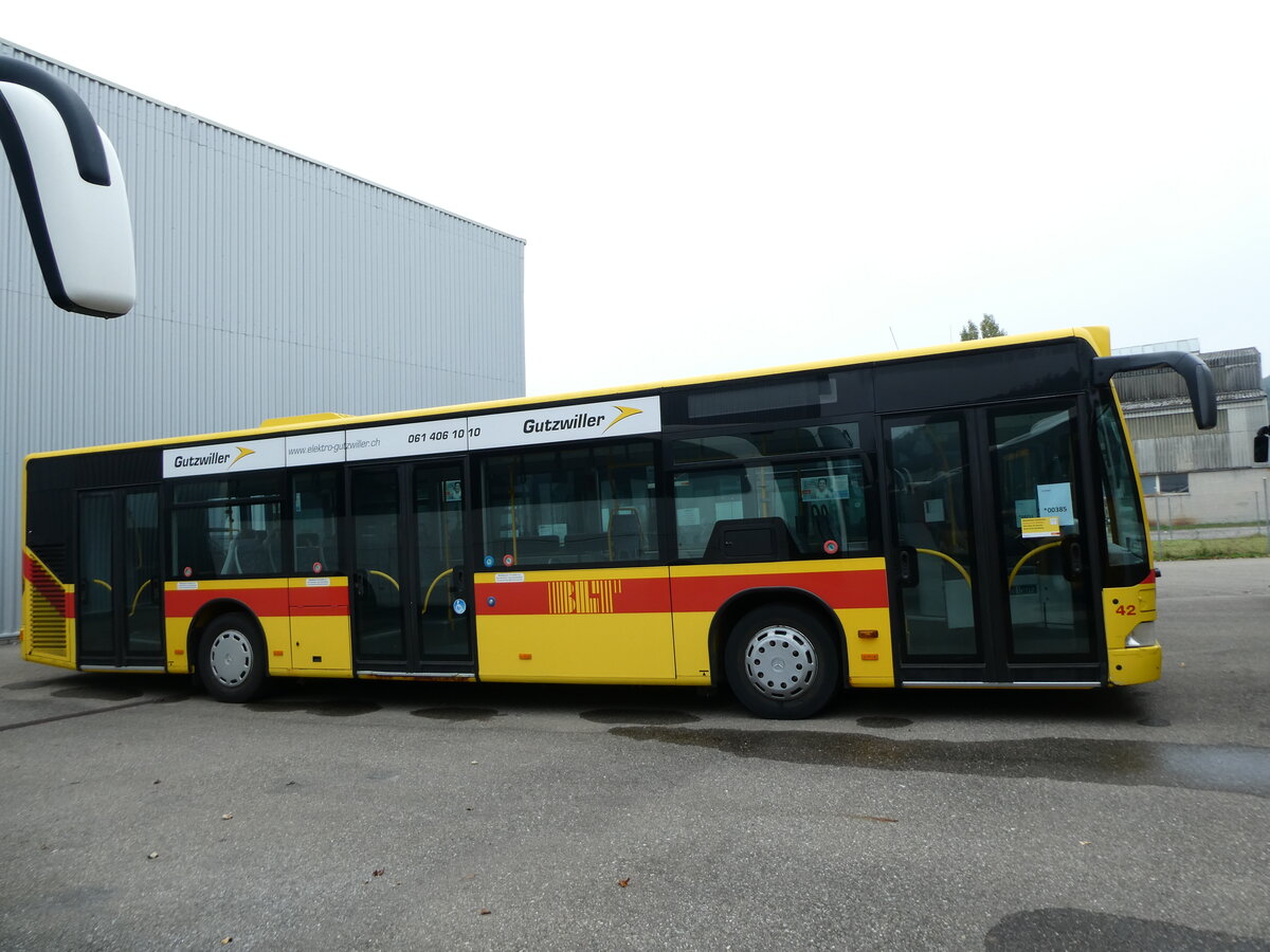 (229'327) - ASW Wintersingen - Nr. 42 - Mercedes (ex BLT Oberwil Nr. 42) am 16. Oktober 2021 in Winterthur, EvoBus