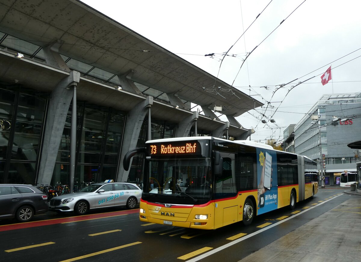 (229'706) - Bucheli, Kriens - Nr. 23/LU 15'071 - MAN am 22. Oktober 2021 beim Bahnhof Luzern