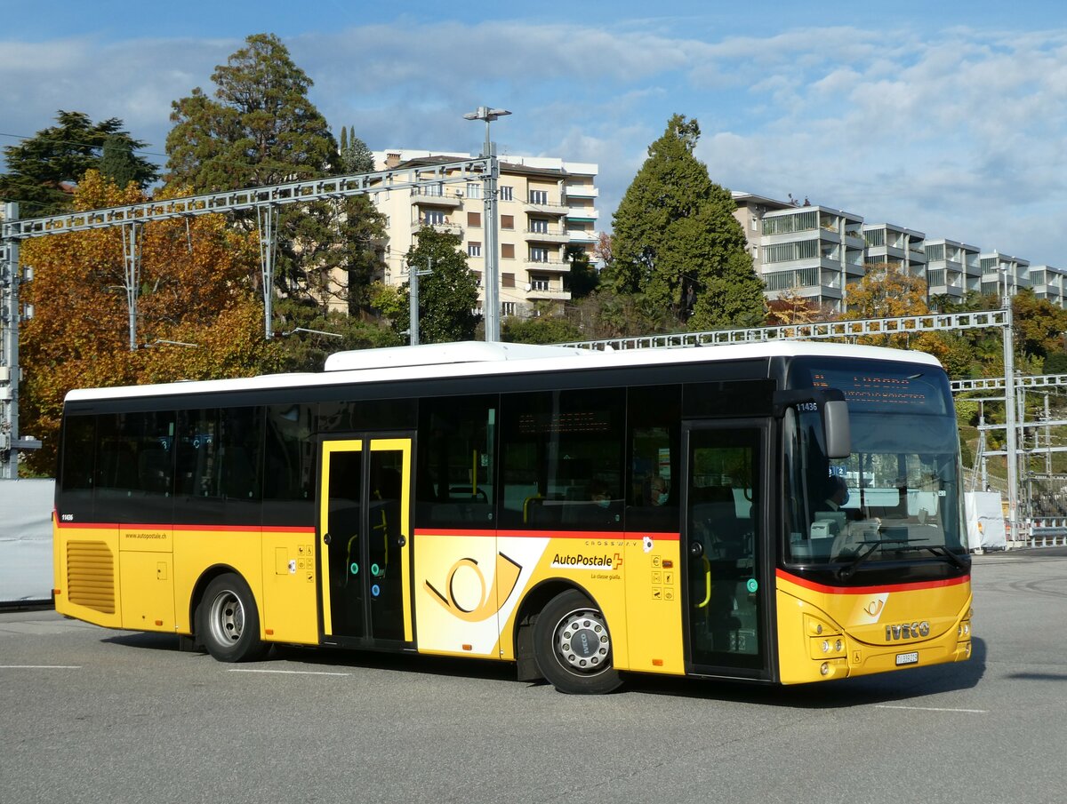 (230'304) - AutoPotale Ticino - TI 339'219 - Iveco am 10. November 2021 beim Bahnhof Lugano