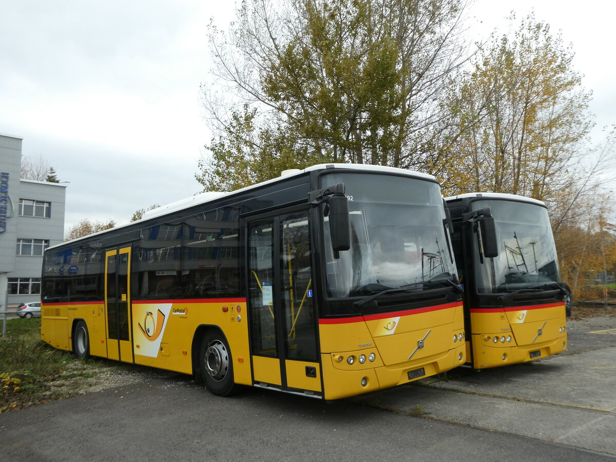 (230'643) - CarPostal Ouest - (JU 124'774) - Volvo am 13. November 2021 in Yverdon, Garage