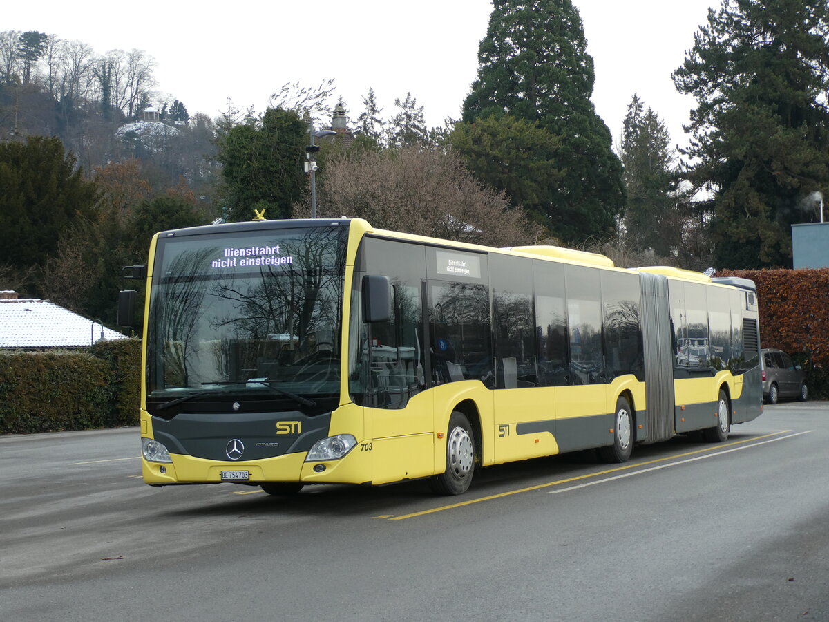 (231'232) - STI Thun - Nr. 703/BE 754'703 - Mercedes am 13. Dezember 2021 bei der Schifflndte Thun