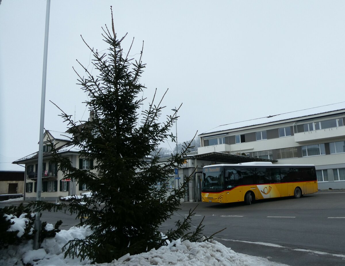 (231'428) - Engeloch, Riggisberg - Nr. 13/BE 98'334 - Iveco am 17. Dezember 2021 in Riggisberg, Post