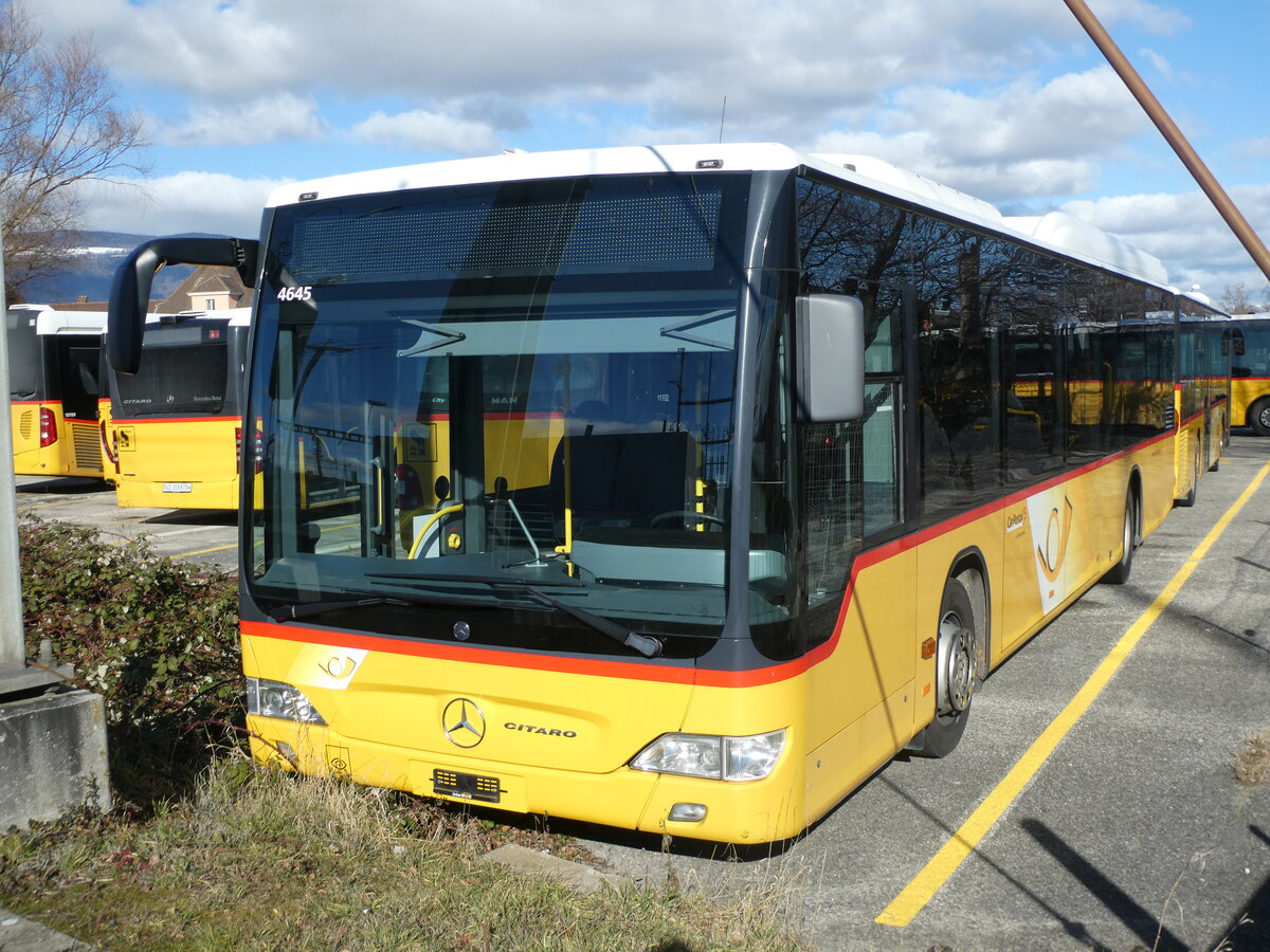 (232'507) - CarPostal Ouest - (VD 335'343) - Mercedes am 30. Januar 2022 in Yverdon, Garage