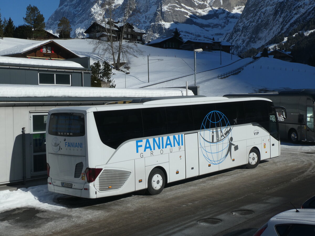 (232'856) - Aus Slowenien: Faniani, Ljubljana - LJ 033-AU - Setra am 13. Februar 2022 in Grindelwald, Grund