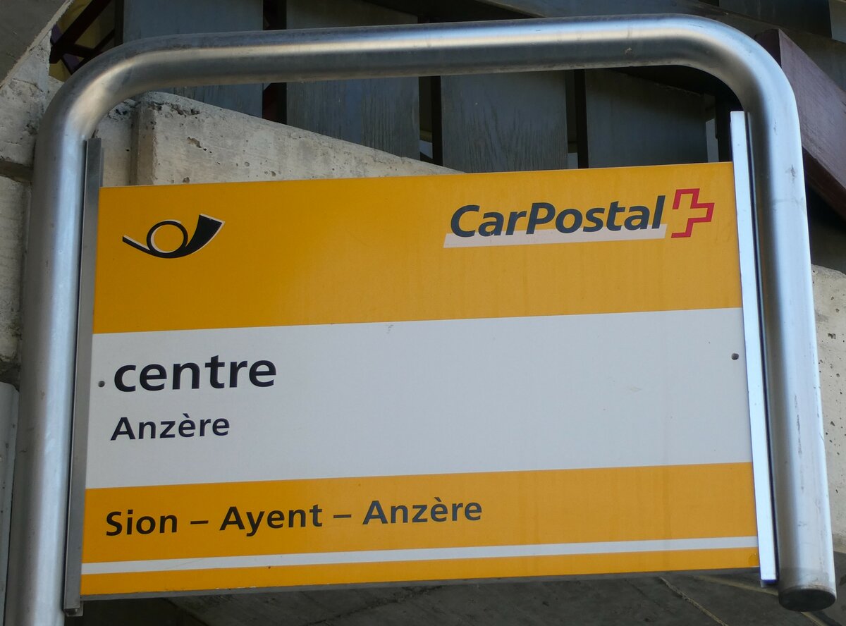 (233'425) - PostAuto-Haltestellenschild - Anzre, centre - am 7. Mrz 2022