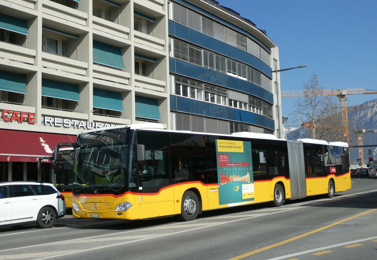 (233'463) - PostAuto Wallis - Nr. 58/VS 519'940 - Mercedes am 7. Mrz 2022 beim Bahnhof Sion