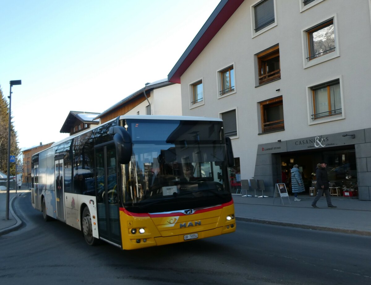 (233'624) - Bossi&Hemmi, Tiefencastel - GR 76'554 - MAN am 9. Mrz 2022 in Lenzerheide, Post