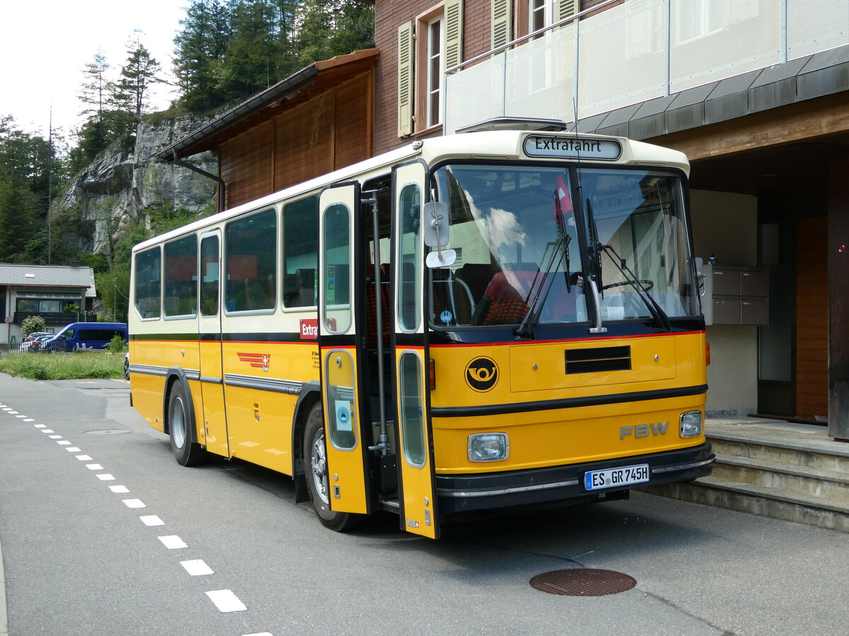 (238'785) - Aus Deutschland: Fischer, Weilheim - ES-GR 745H - FBW/Hess (ex Tiemann, CH-Oetwil Nr. 21; ex Roki, CH-Heimberg; ex P 23'421) am 1. August 2022 in Innertkirchen, Hotel Hof+Post 