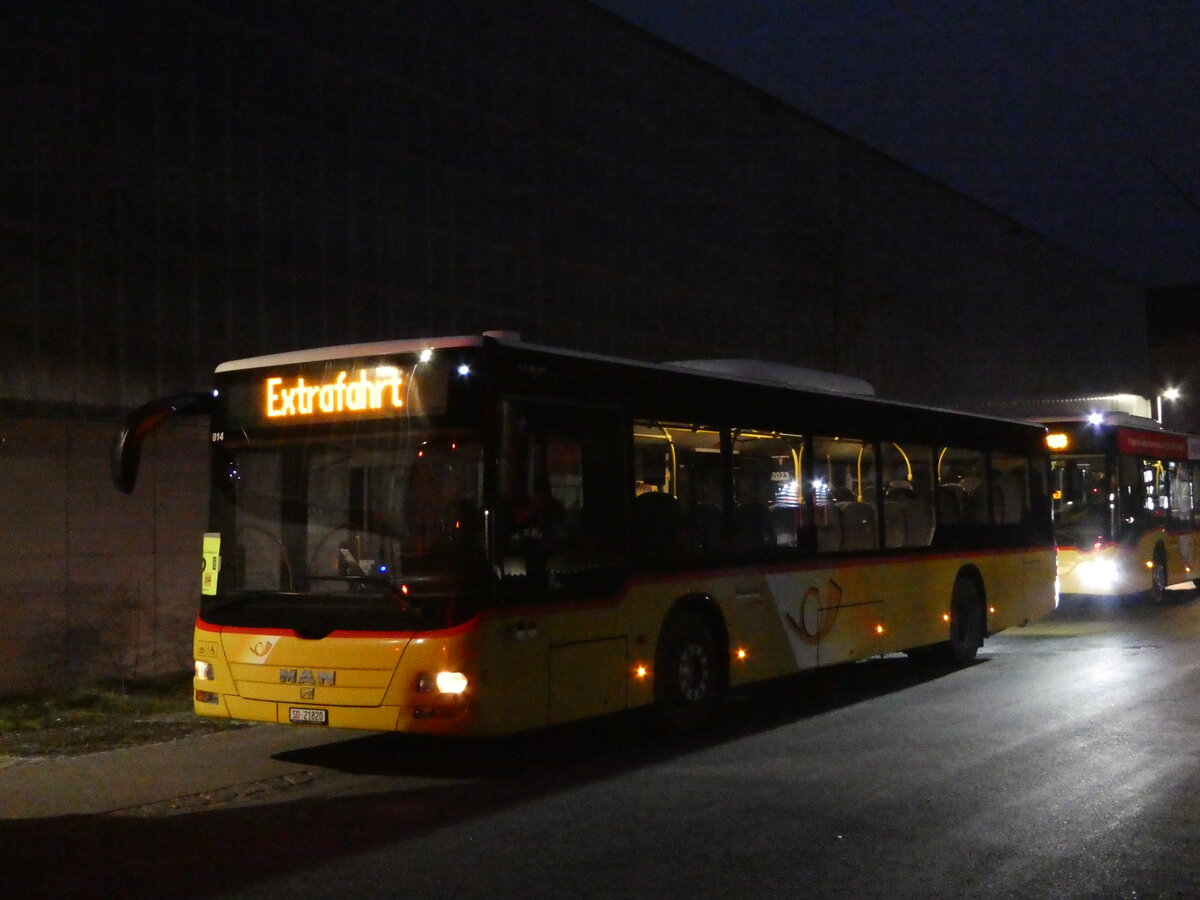 (244'454) - Steiner, Messen - SO 21'820/PID 5014 - MAN am 7. Januar 2023 beim Bahnhof Frutigen