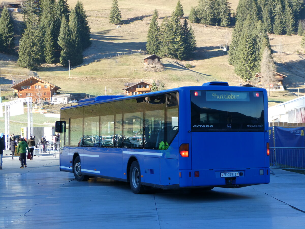 (244'586) - Tritten, Zweismmen - BE 26'971 - Mercedes (ex BE 633'034; ex AFA Adelboden Nr. 94) am 7. Januar 2023 in Adelboden, Weltcup