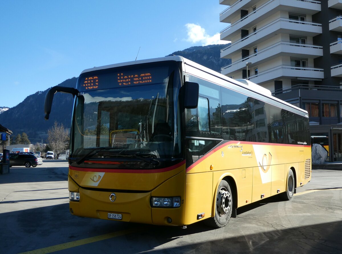 (245'111) - PostAuto Graubnden - Nr. 27/GR 158'724/PID 5164 - Irisbus (ex Fontana, Ilanz Nr. 27; ex Fontana, Ilanz Nr. 7) am 18. Januar 2023 beim Bahnhof Ilanz