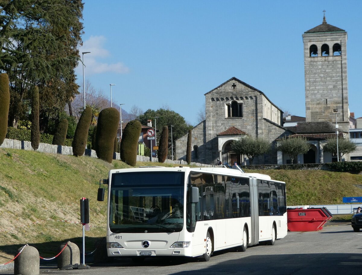 (245'941) - Intertours, Domdidier - Nr. 481/FR 300'481 - Mercedes (ex Nr. 211; ex STI Thun Nr. 135) am 7. Februar 2023 beim Bahnhof Locarno