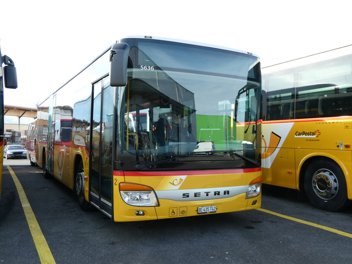 (246'310) - Flck, Brienz - Nr. 2/BE 435'742/PID 5636 - Setra am 18. Februar 2023 in Kerzers, Interbus