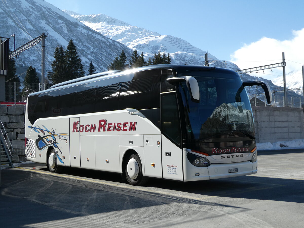 (246'921) - Koch, Giswil - OW 10'147 - Setra am 7. März 2023 in Andermatt, Bahnhofplatz