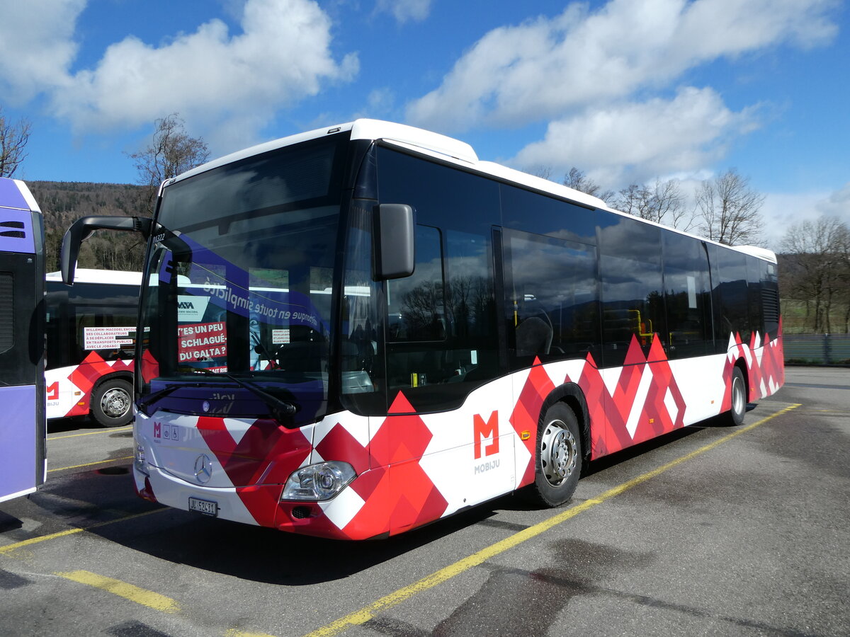 (247'614) - CarPostal Ouest - JU 52'431/PID 11'322 - Mercedes am 25. Mrz 2023 in Develier, Parkplatz