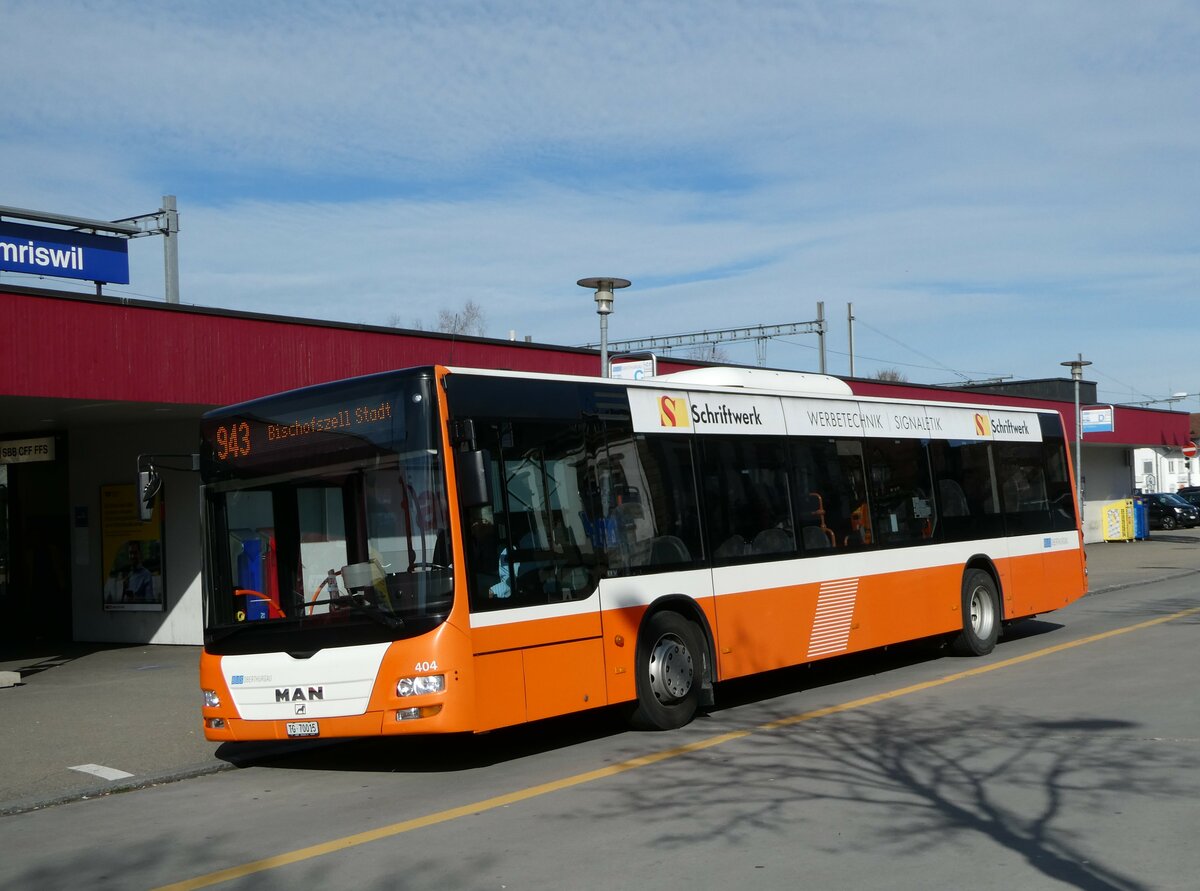 (247'825) - BOTG Amriswil - Nr. 404/TG 70'015 - MAN (ex Nr. 9) am 28. Mrz 2023 beim Bahnhof Amriswil