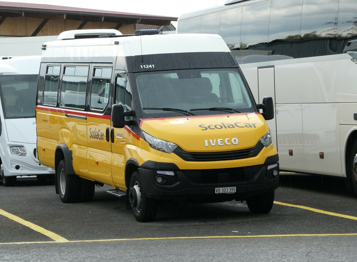 (249'050) - CarPostal Ouest - VD 303'395/PID 11'214 - Iveco am 22. April 2023 in Kerzers, Interbus