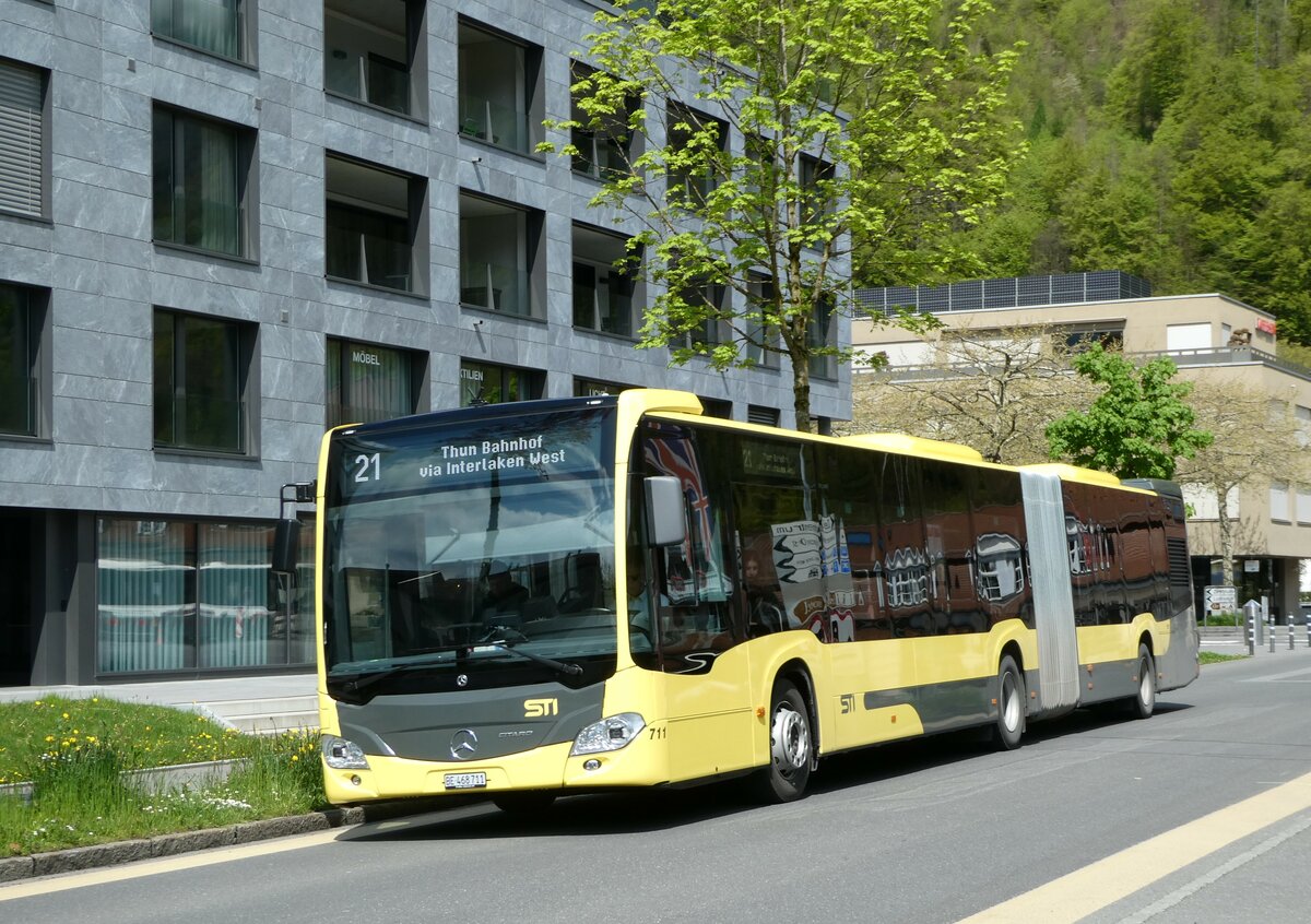 (249'390) - STI Thun - Nr. 711/BE 468'711 - Mercedes am 2. Mai 2023 beim Bahnhof Interlaken Ost