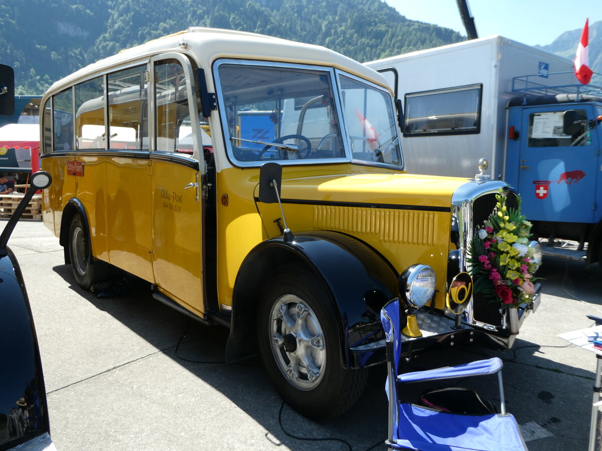 (251'924) - Moser, Schnenberg - ZH 216'722 - Berna/Hess (ex Barenco, Faido) am 24. Juni 2023 in Interlaken, Flugplatz