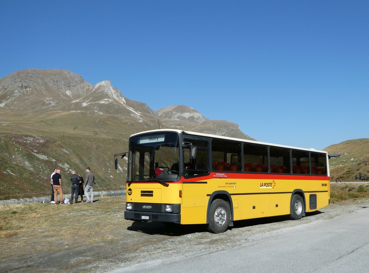 (256'035) - Oser, Brchen - VS 93'575 - NAW/Lauber (ex Epiney, Ayer PID 1076) am 8. Oktober 2023 in Moiry, Lac de Moiry