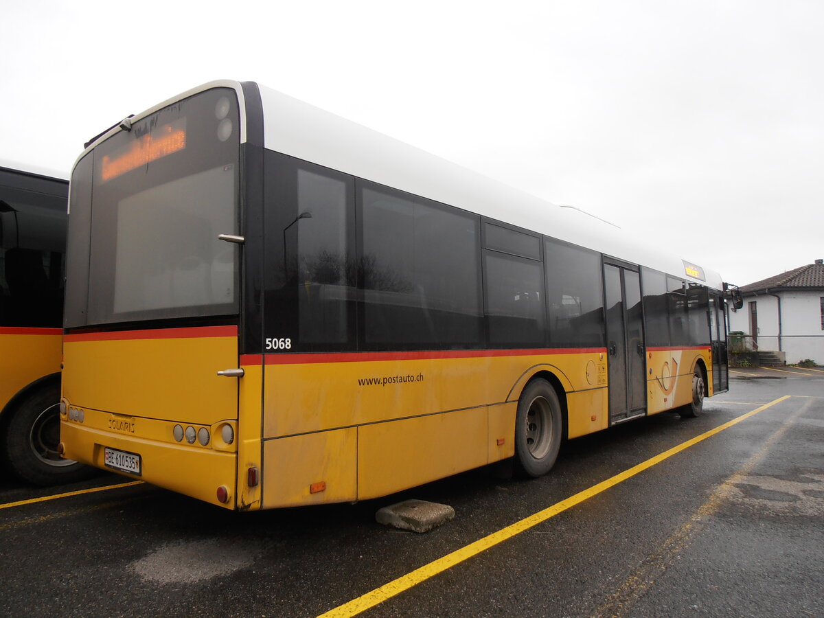 (257'783) - PostAuto Bern - BE 610'535/PID 5068 - Solaris am 21. Dezember 2023 in Yverdon, Garage