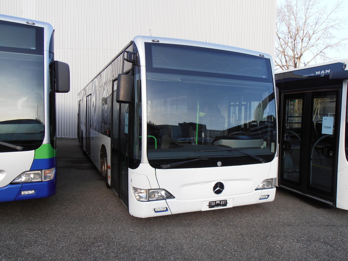 (258'039) - Maag, Kloten - Nr. 30 - Mercedes (ex TPL Lugano Nr. 301) am 30. Dezember 2023 in Winterthur, Daimler Buses