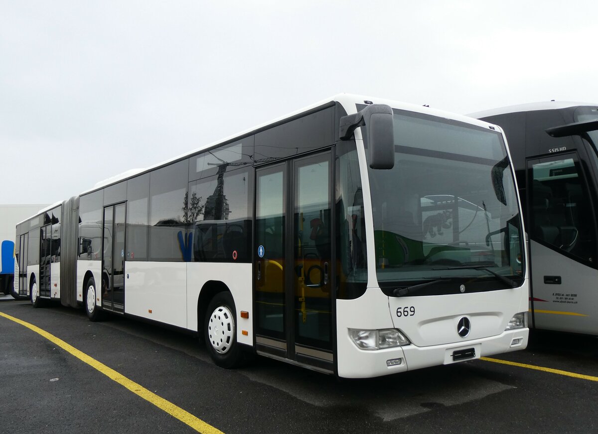 (259'409) - Intertours, Domdidier - Nr. 669 - Mercedes (ex VZO Grningen Nr. 311; ex VZO Grningen Nr. 111) am 17. Februar 2024 in Kerzers, Interbus