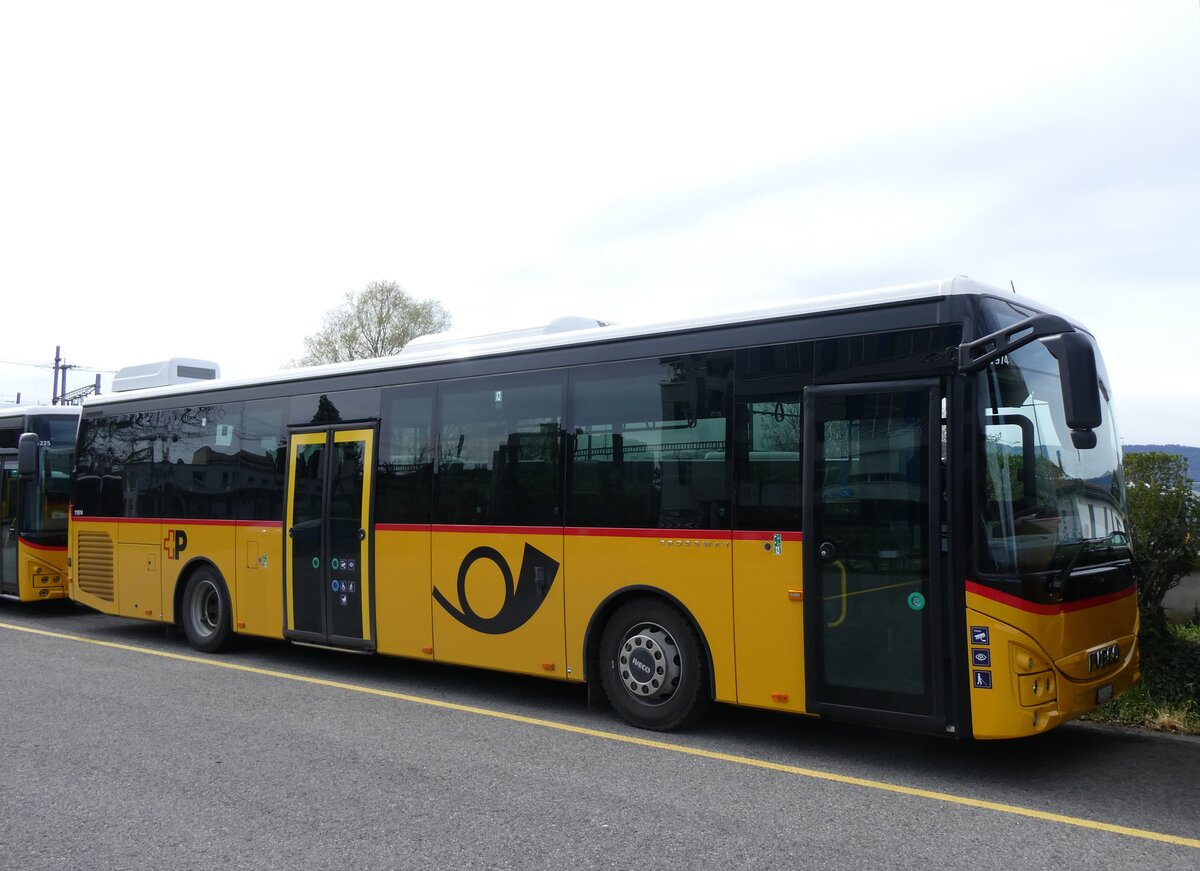 (260'836) - CarPostal Ouest - VD 549'342/PID 11'974 - Iveco am 29. Mrz 2024 in Yverdon, Garage