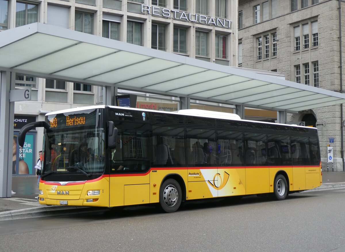 (260'923) - PAUT, Ganterschwil - SG 452'112/PID 10'386 - MAN (ex LBA Vaduz/FL Nr. 3) am 1. April 2024 beim Bahnhof St. Gallen