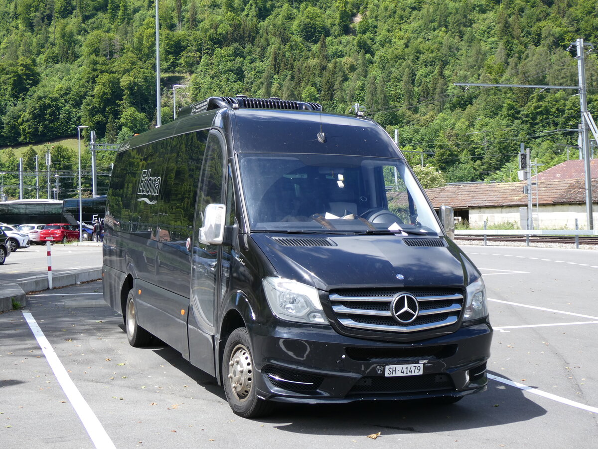 (263'251) Albtrans, Bargen - SH 41'479 - Mercedes am 28. Mai 2024 beim Bahnhof Interlaken Ost