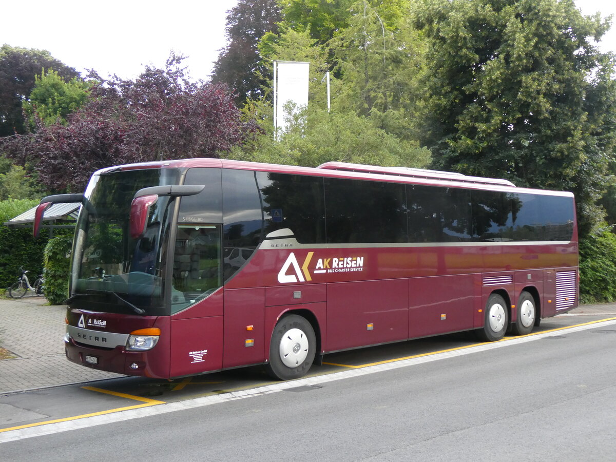 (264'854) - AK Reisen, Biel - BE 754'063 - Setra am 17. Juli 2024 in Thun, Hotel Seepark