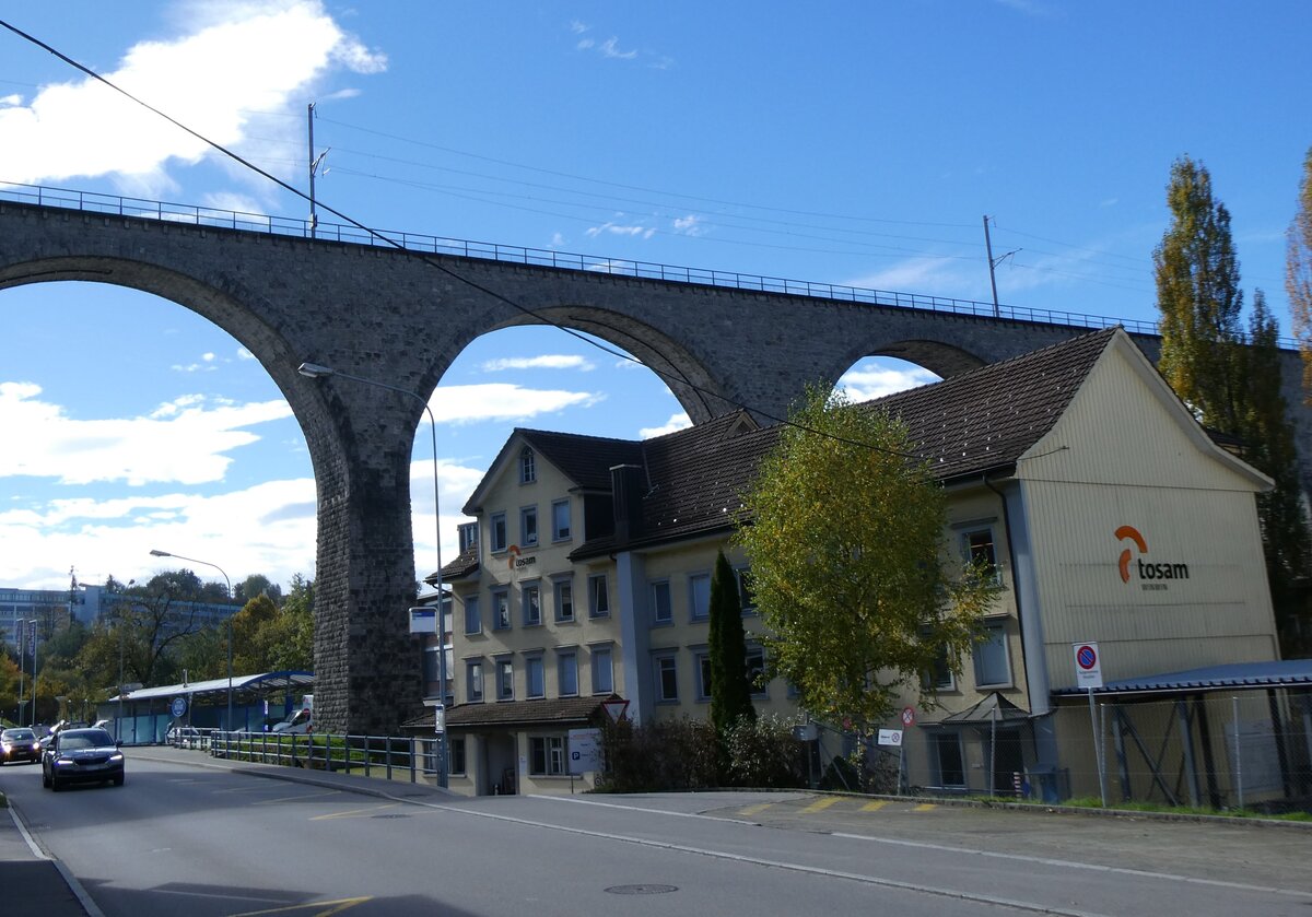 (268'199) - VBH/Regiobus-Haltestelle am 7. Oktober 2024 in Herisau, Cilander