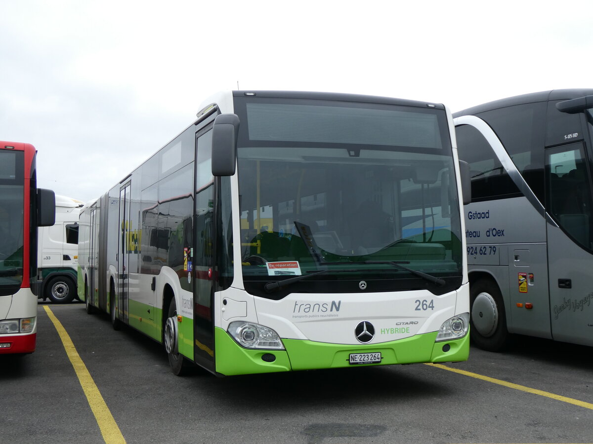 (268'275) - transN, La Chaux-de-Fonds - Nr. 264/NE 223'264 - Mercedes am 19. Oktober 2024 in Kerzers, Interbus