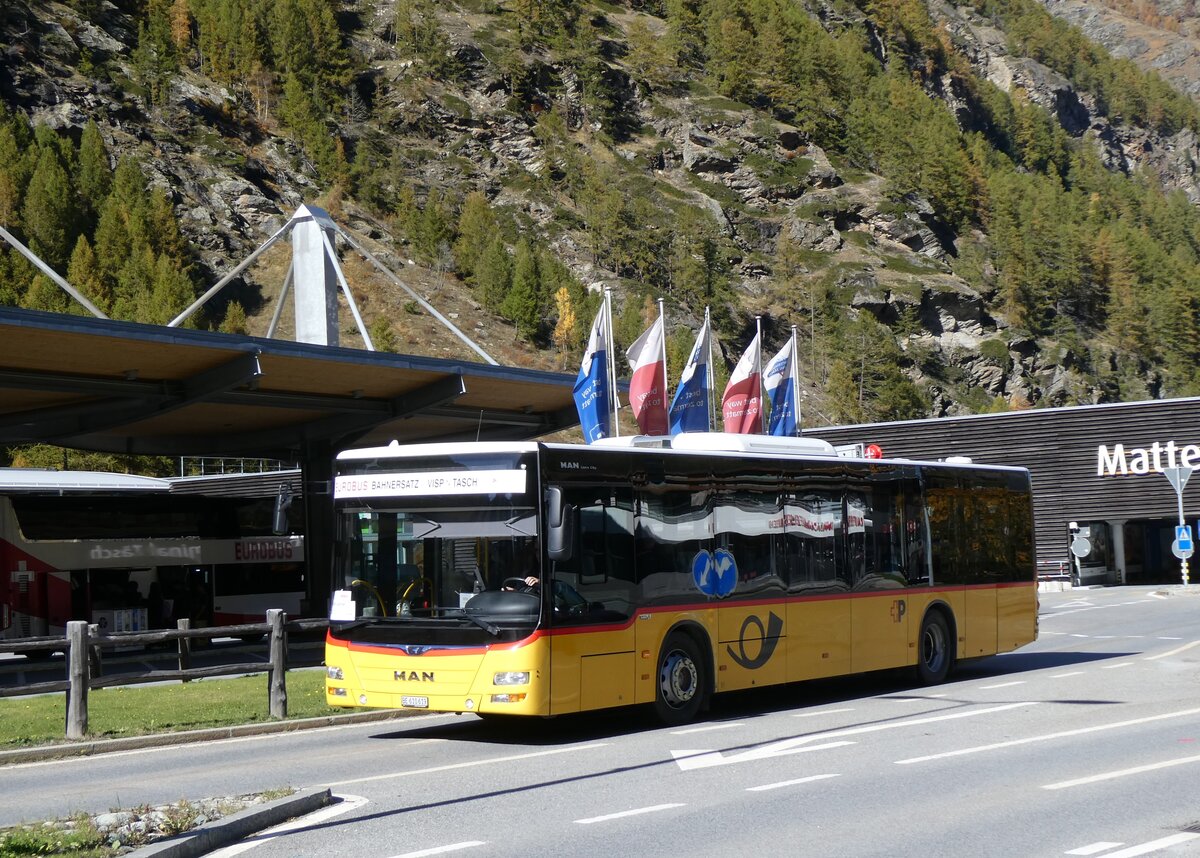 (268'361) - Funi-Car, Biel - Nr. 19/BE 610'619/PID 10'944 - MAN am 21. Oktober 2024 beim Bahnhof Tsch