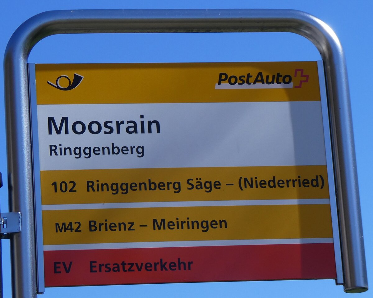 (273'098) - PostAuto-Haltestellenschild - Ringgenberg, Moosrain - am 20. Mrz 2025
