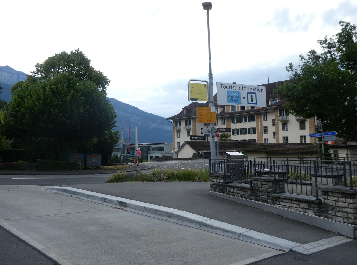 (277'497) - STI-Haltestelle am 3. Juli 2025 in Gunten, Dorf