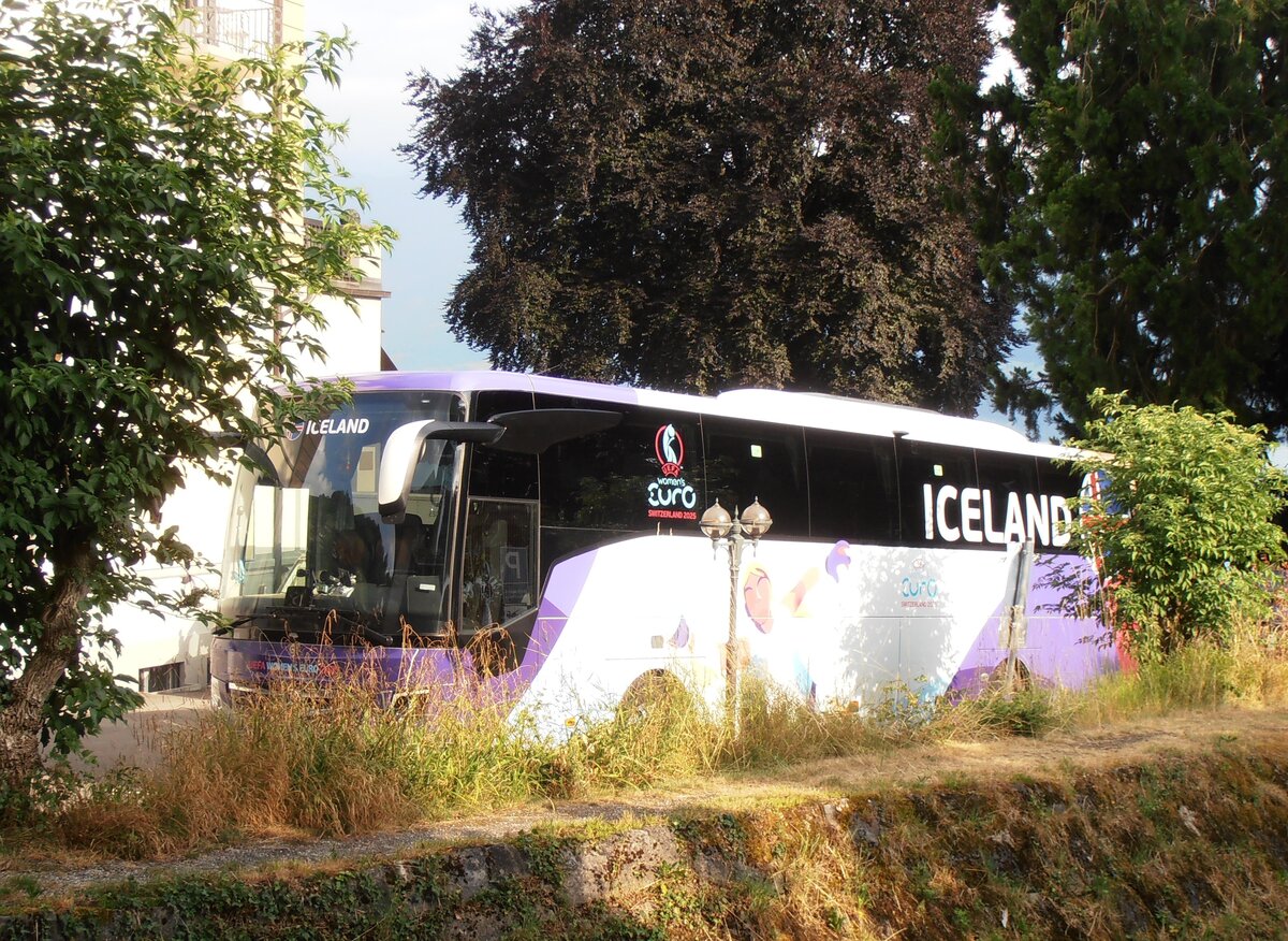 (277'552) - UEFA Women's Euro 2025 - BE 202'515 - Mercedes am 4. Juli 2025 in Gunten, Parkhotel Gunten