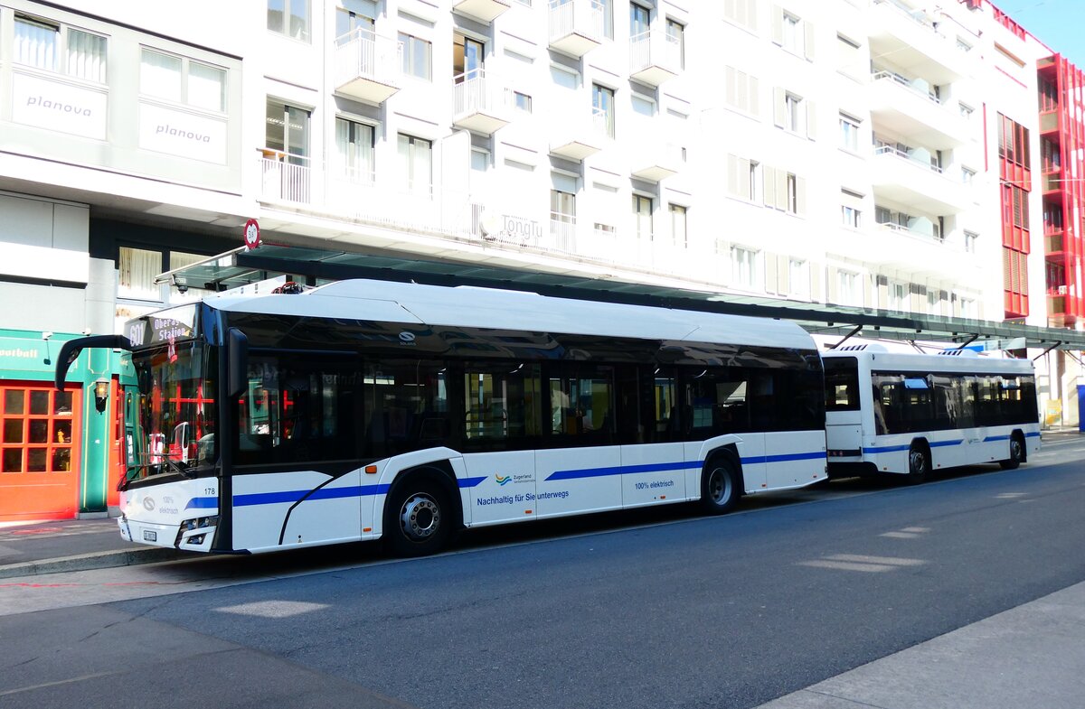 (279'411) - ZVB Zug - Nr. 178/ZG 88'178 - eSolaris am 26. August 2025 beim Bahnhof Zug