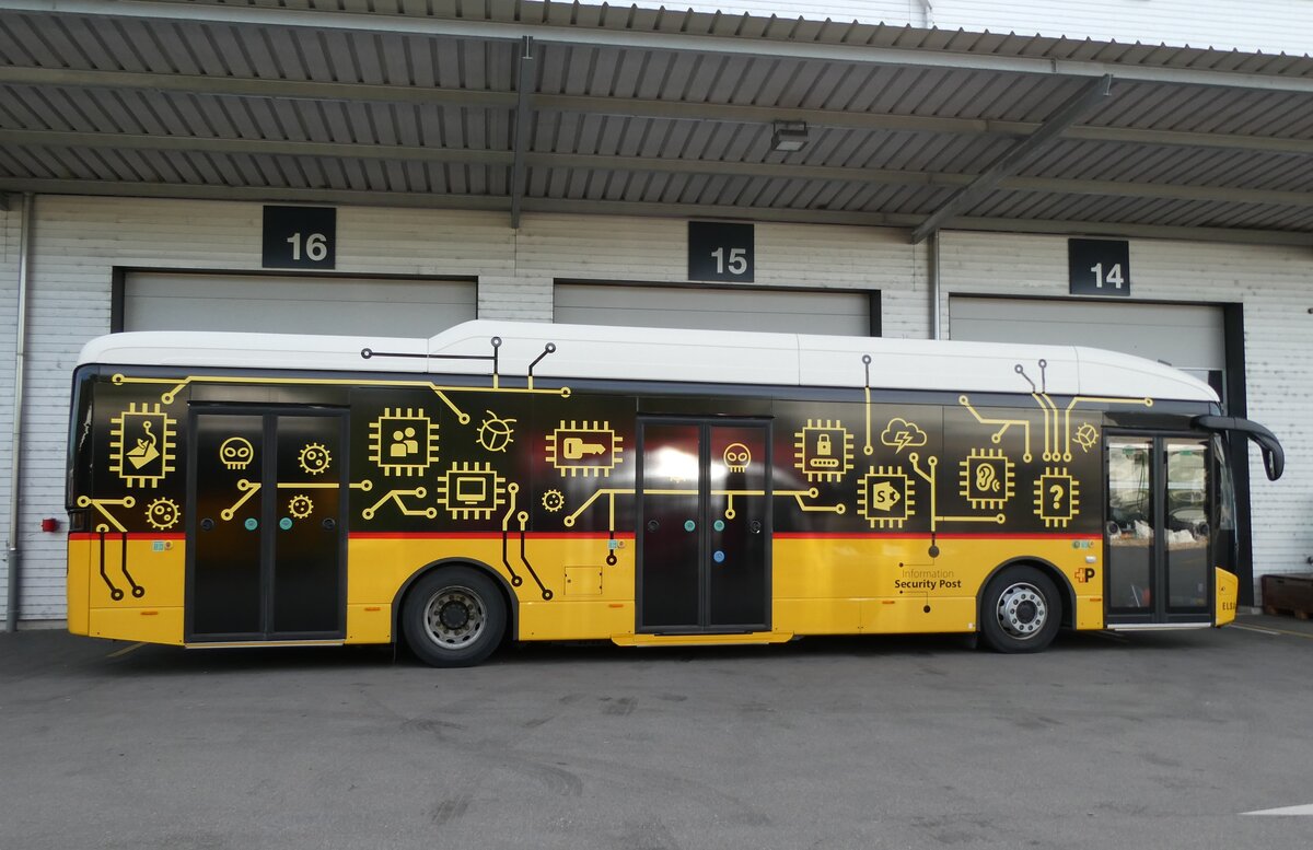 (280'025) - PostAuto Bern - BE 913'517/PID 10'662 - eVDL (ex PostAuto Zentralschweiz Nr. 514; ex PostAuto Zentralschweiz Nr. 14) am 6. September 2025 in Kerzers, Interbus