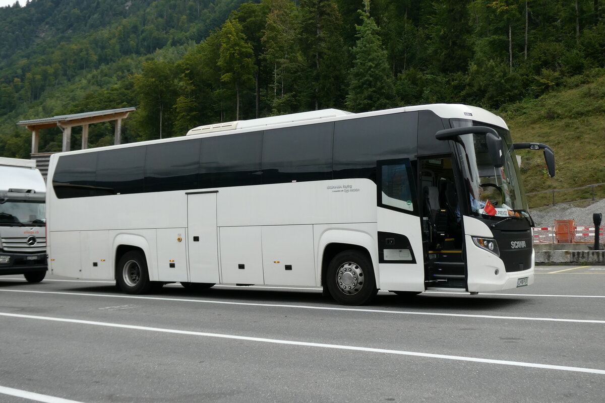 (280'047) - Aus Slowenien: ??? - LJ 80-FLR - Scania/Higer am 8. September 2025 in Giswil, OWI-Land