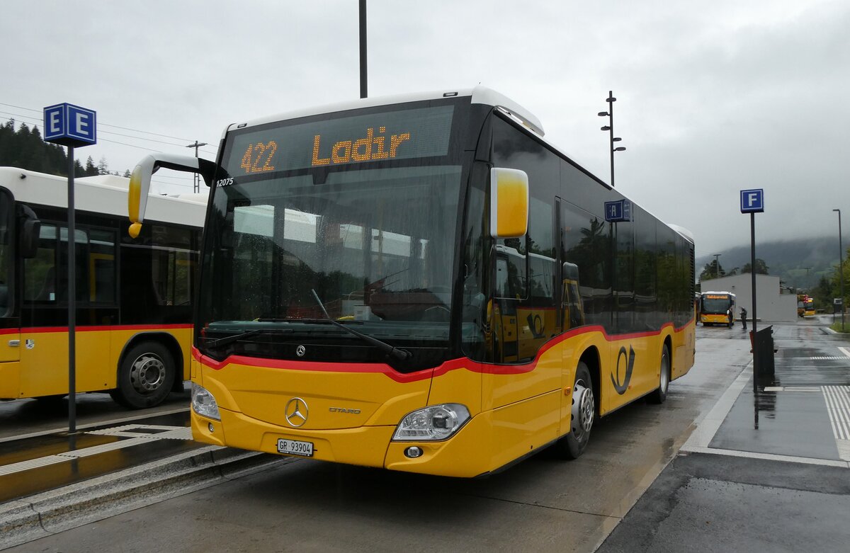 (280'216) - Bundi, Disentis - GR 93'904/PID 12'075 - Mercedes am 10. September 2025 beim Bahnhof Ilanz