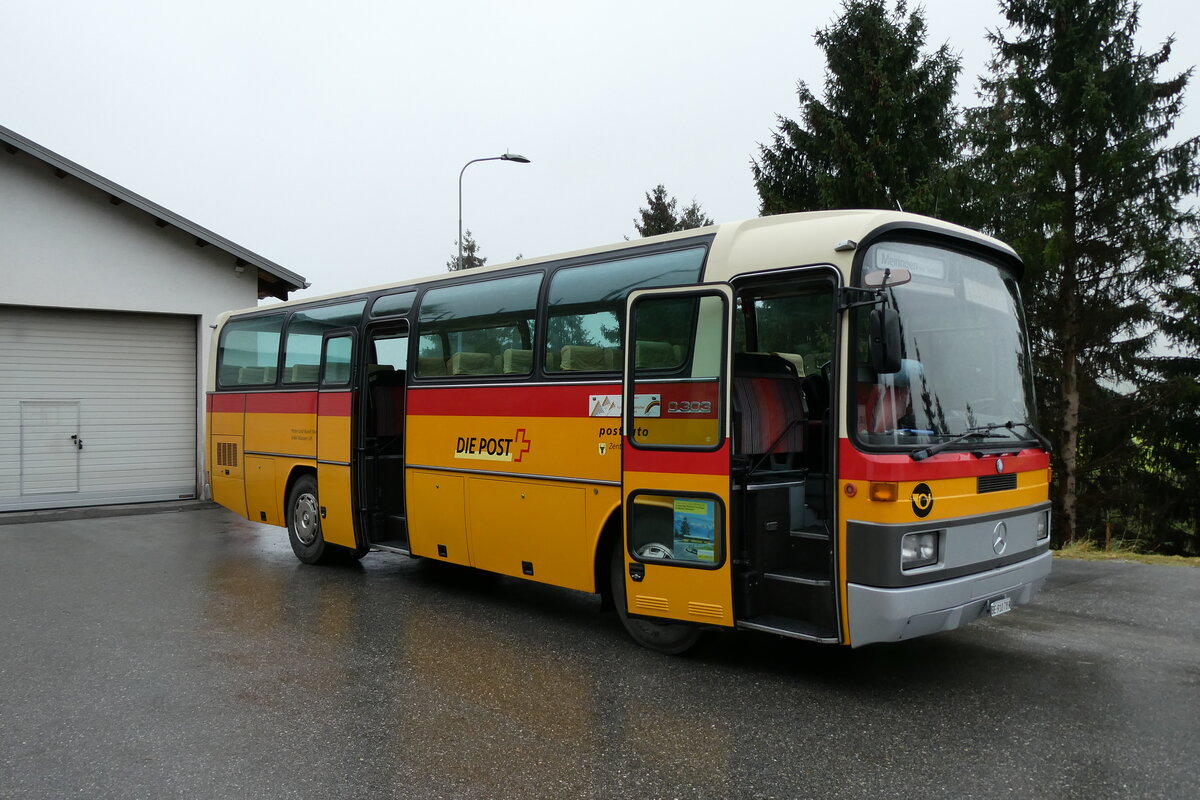 (280'240) - Buzzi, Bern - BE 910'789 - Mercedes (ex Mattli, Wassen/PID 2295) am 10. September 2025 in Disentis, Garage Bundi