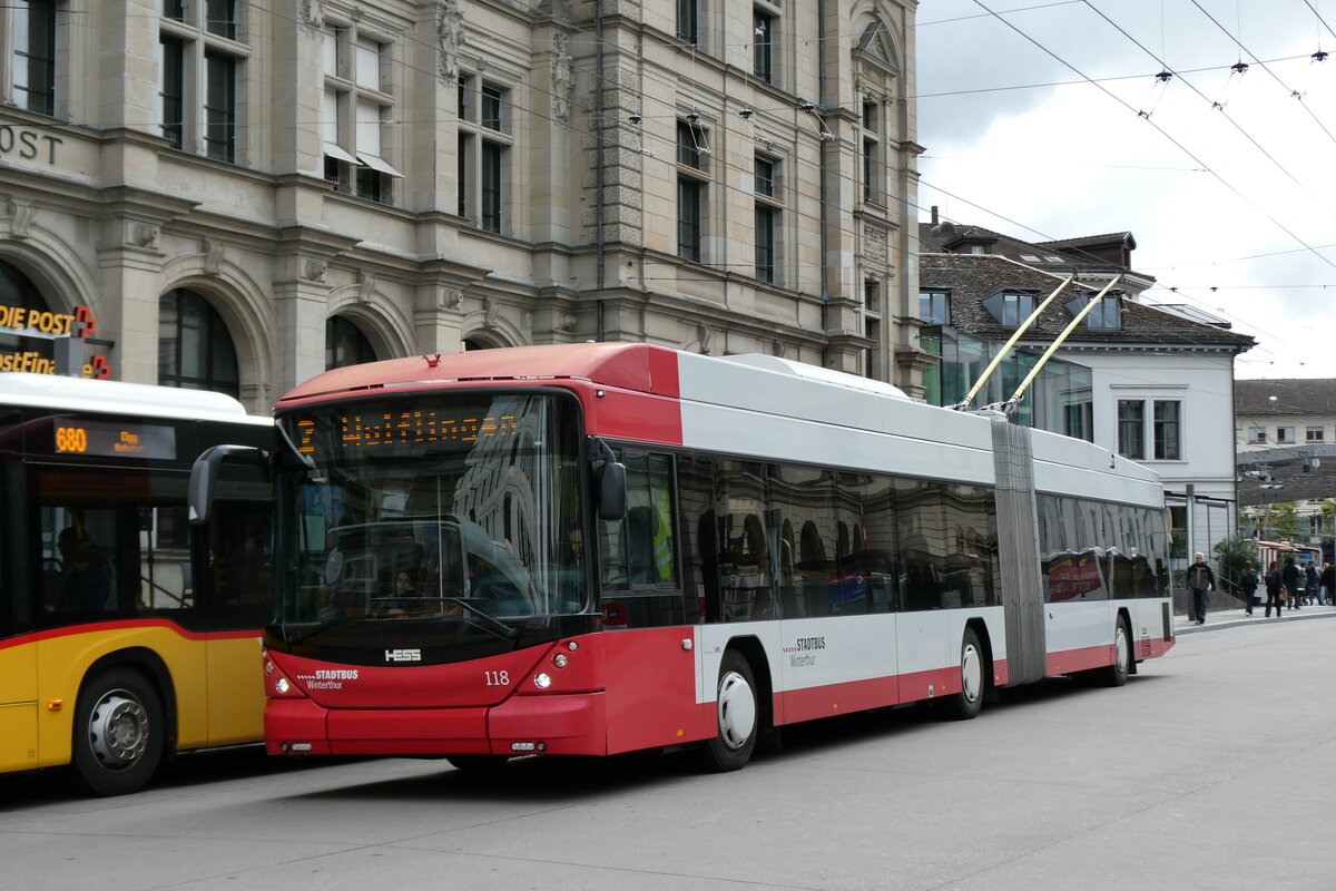 (280'808) - SW Winterthur - Nr. 118 - Hess/Hess Gelenktrolleybus am 27. September 2025 beim Hauptbahnhof Winterthur 