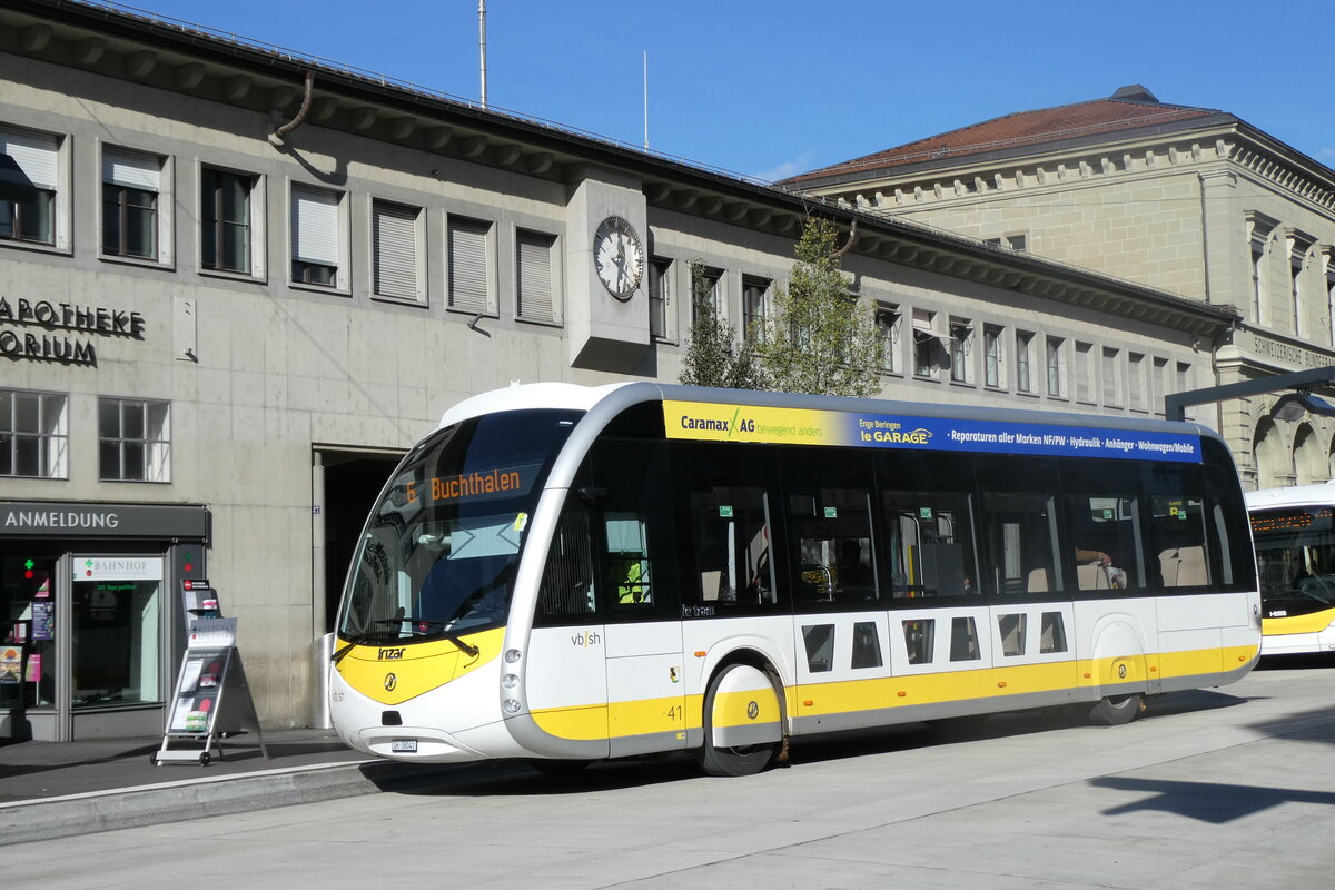 (281'905) - VBSH Schaffhausen - Nr. 41/SH 38'041 - eIrizar am 30. Oktober 2025 beim Bahnhof Schaffhausen