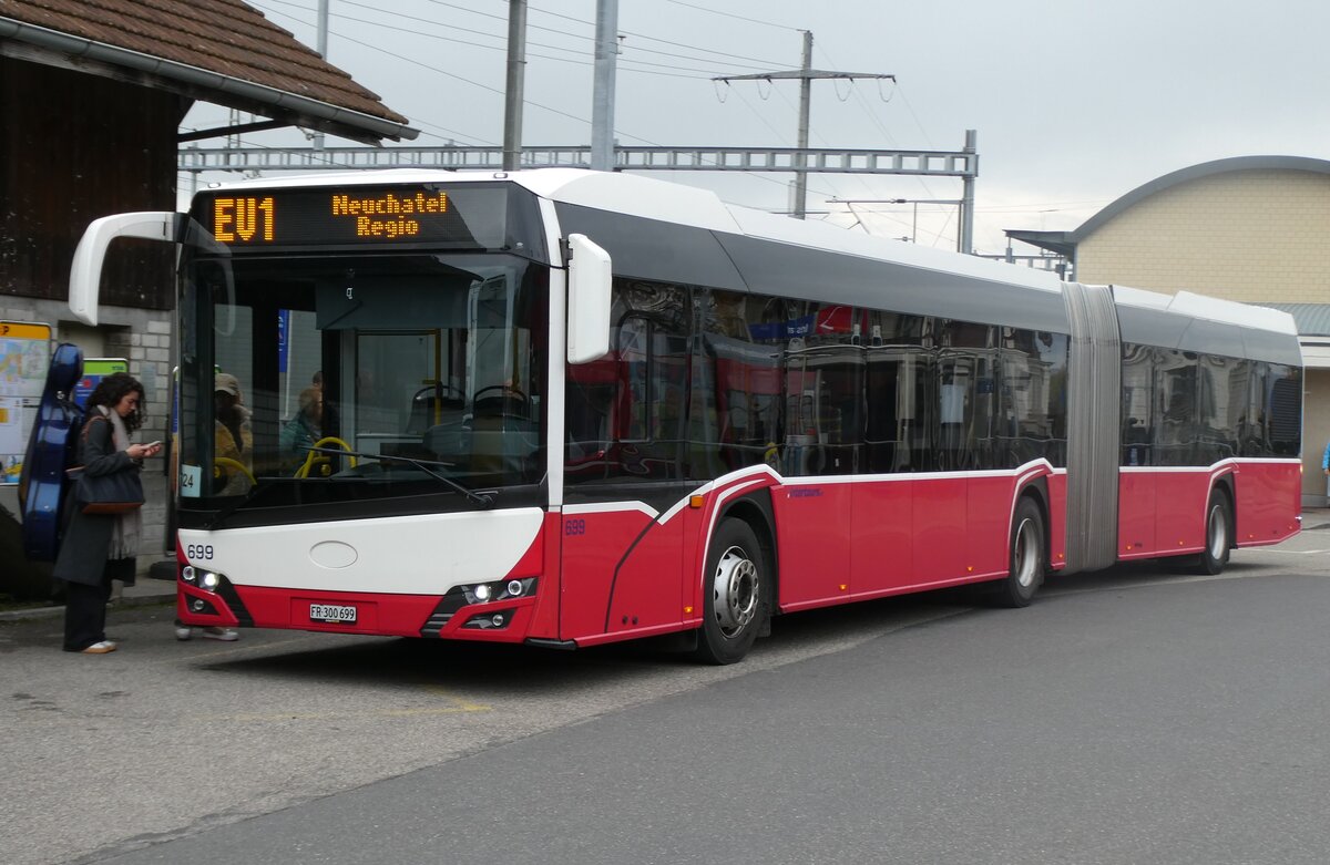 (282'017) - Intertours, Domdidier - Nr. 699/FR 300'699 - Solaris (ex PostBus/A BD 15'716) am 1. November 2025 beim Bahnhof Ins