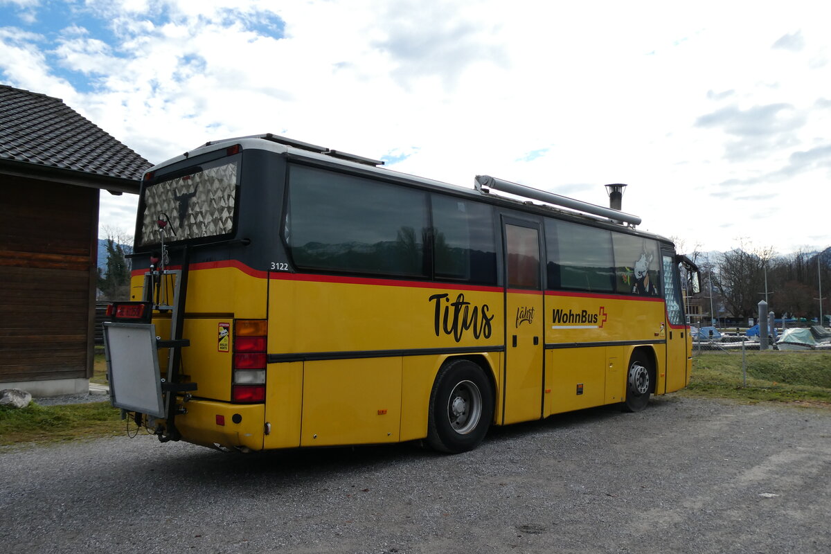 (282'931) - L�thi, Kr�iligen - Nr. 1 - Neoplan (ex Autopostale, Croglio PID 3122) am 10. Dezember 2025 in Thun, Lachenwiese