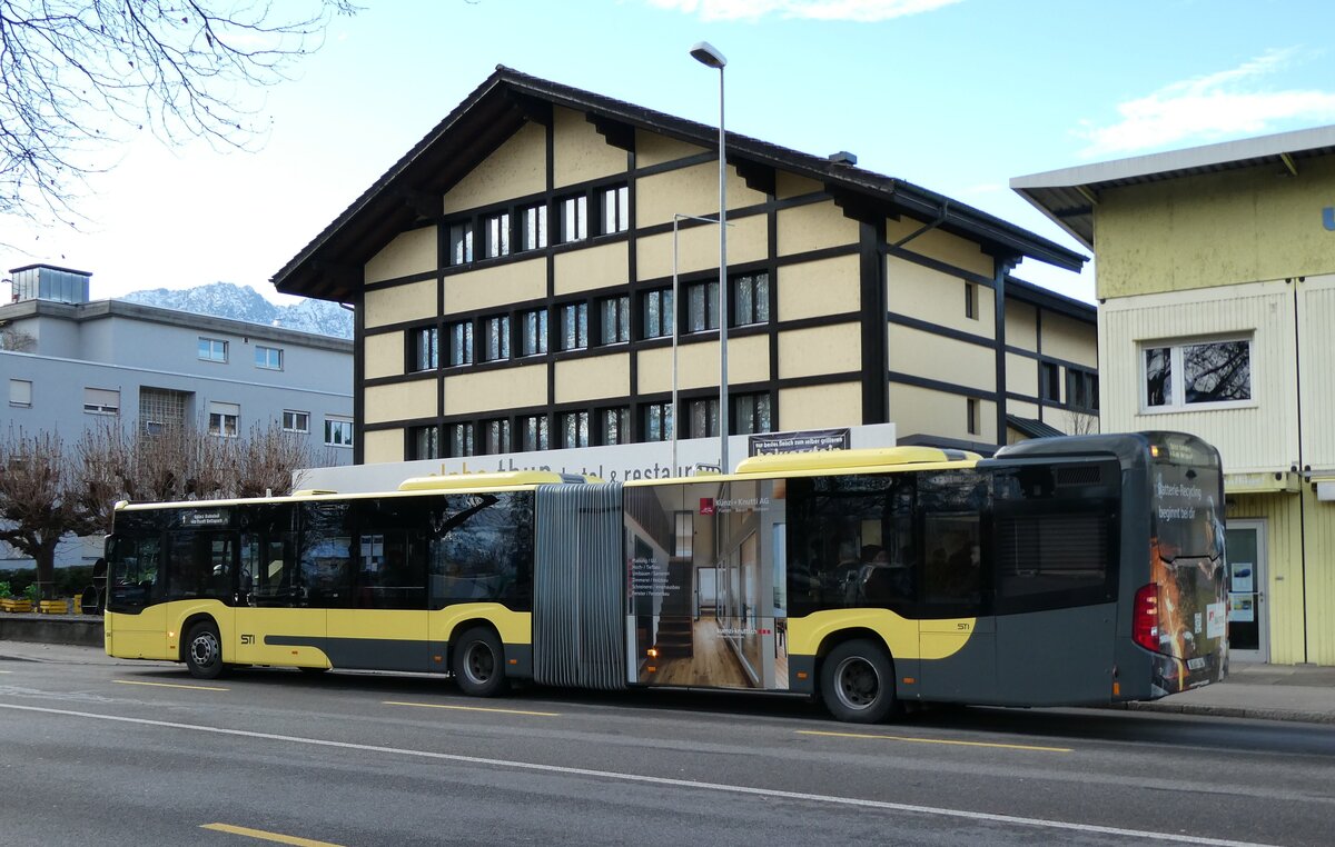 (282'932) - STI Thun - Nr. 184/BE 804'184 - Mercedes am 10. Dezember 2025 in Thun, Strandbad